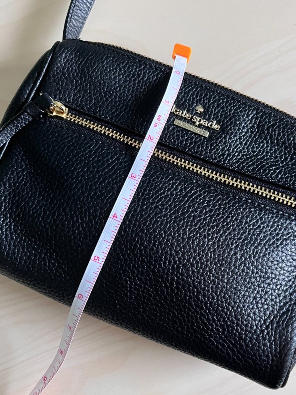 Kate Spade Black Pebble Leather Crossbody Purse with Gold Accents - Picture 4 of 10